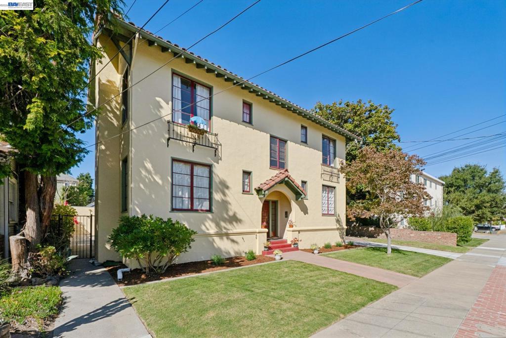 1525 Chestnut St, Alameda, CA 94501