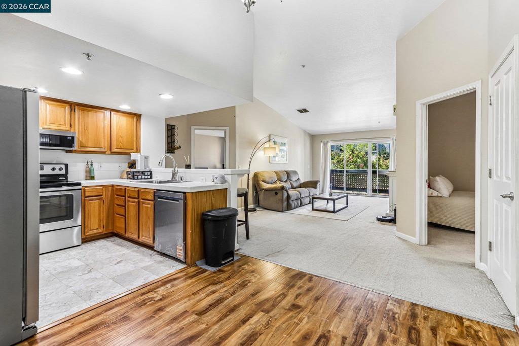 204 Stone Pine Ln, San Ramon, CA 94583