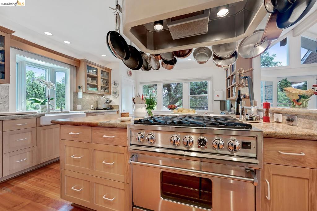 3369 Westside RD, Healdsburg, CA 95448