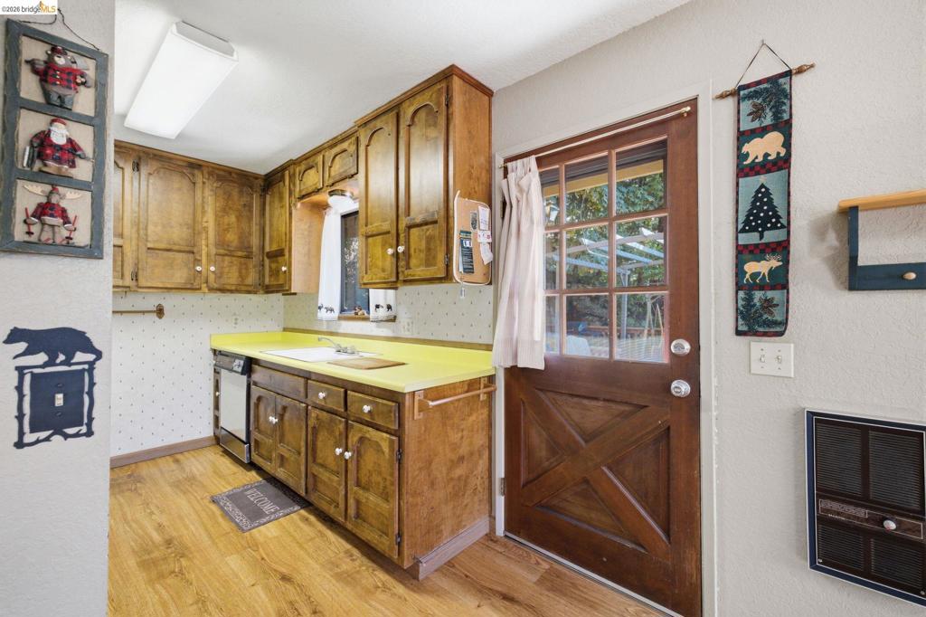 23593 Lakewood Dr, Twain Harte, CA 95383