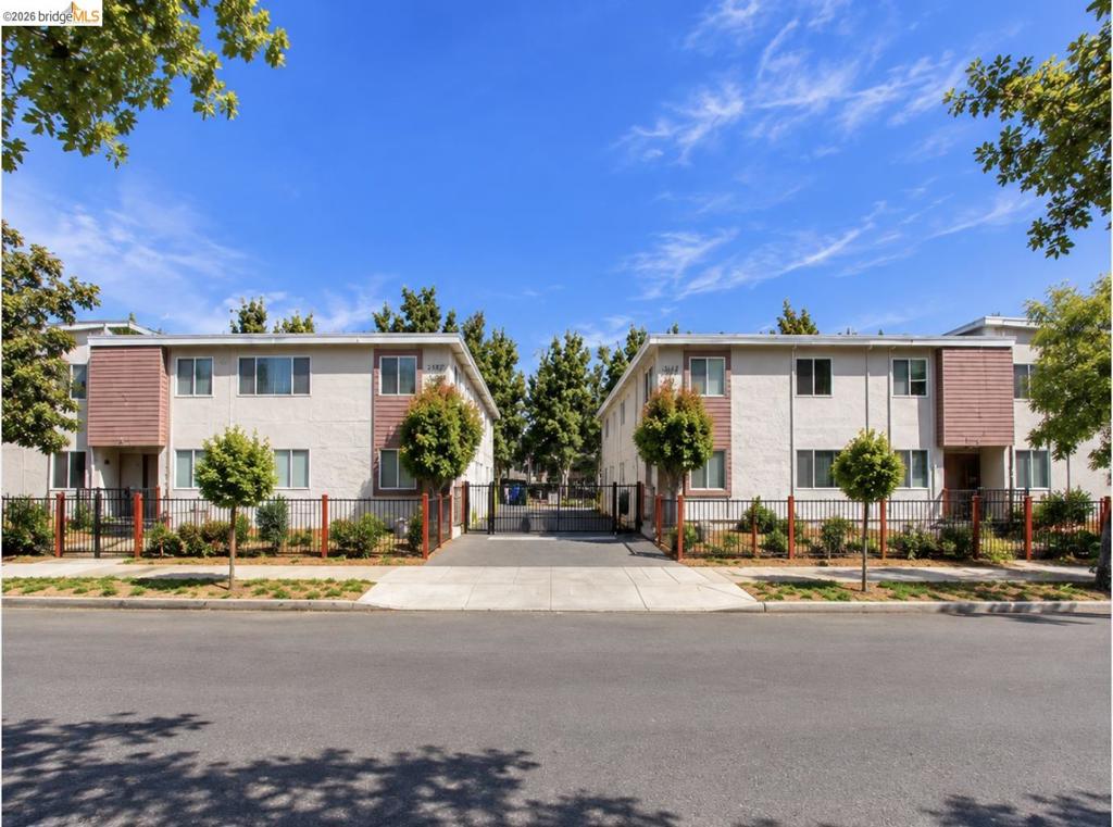 2223 Bonar St, Berkeley, CA 94702 2223 Bonar St, Berkeley, CA 94702