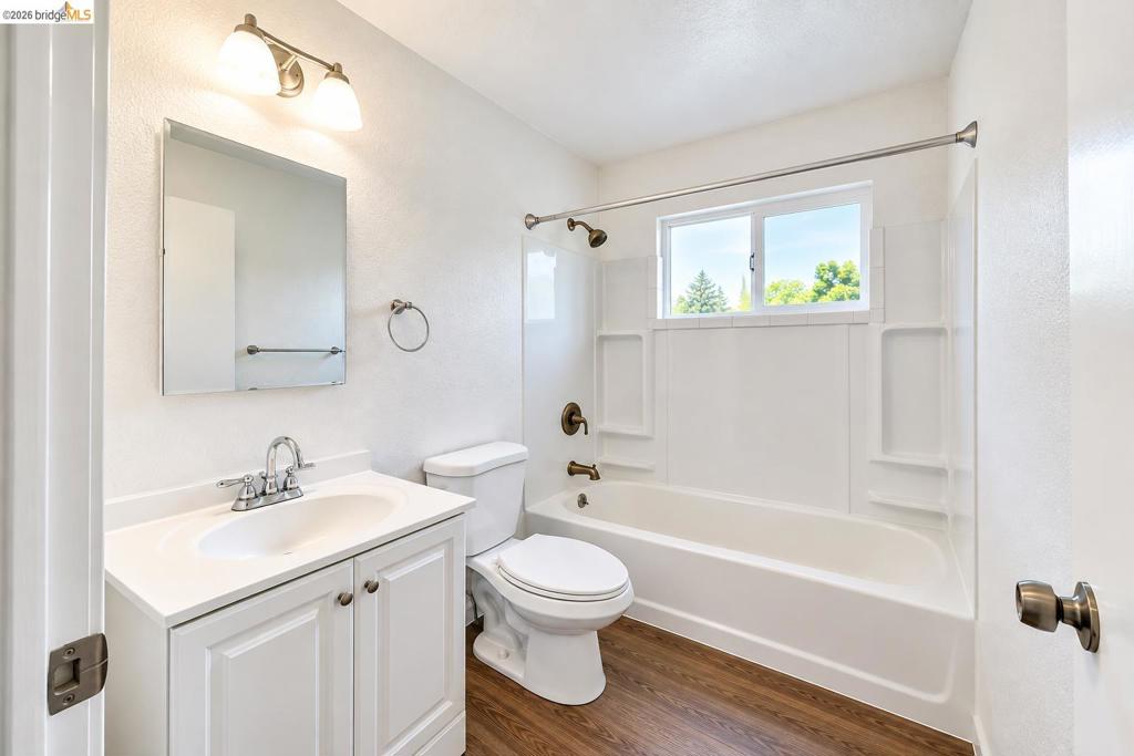 2223 Bonar St, Berkeley, CA 94702