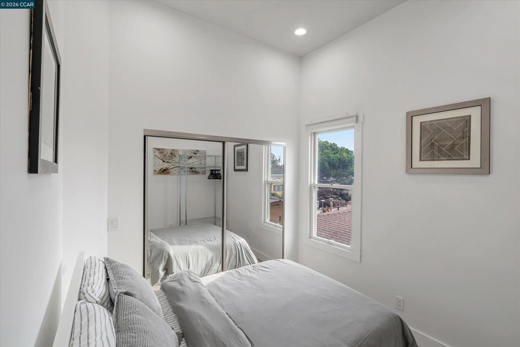 1642 14th St, Oakland, CA 94607