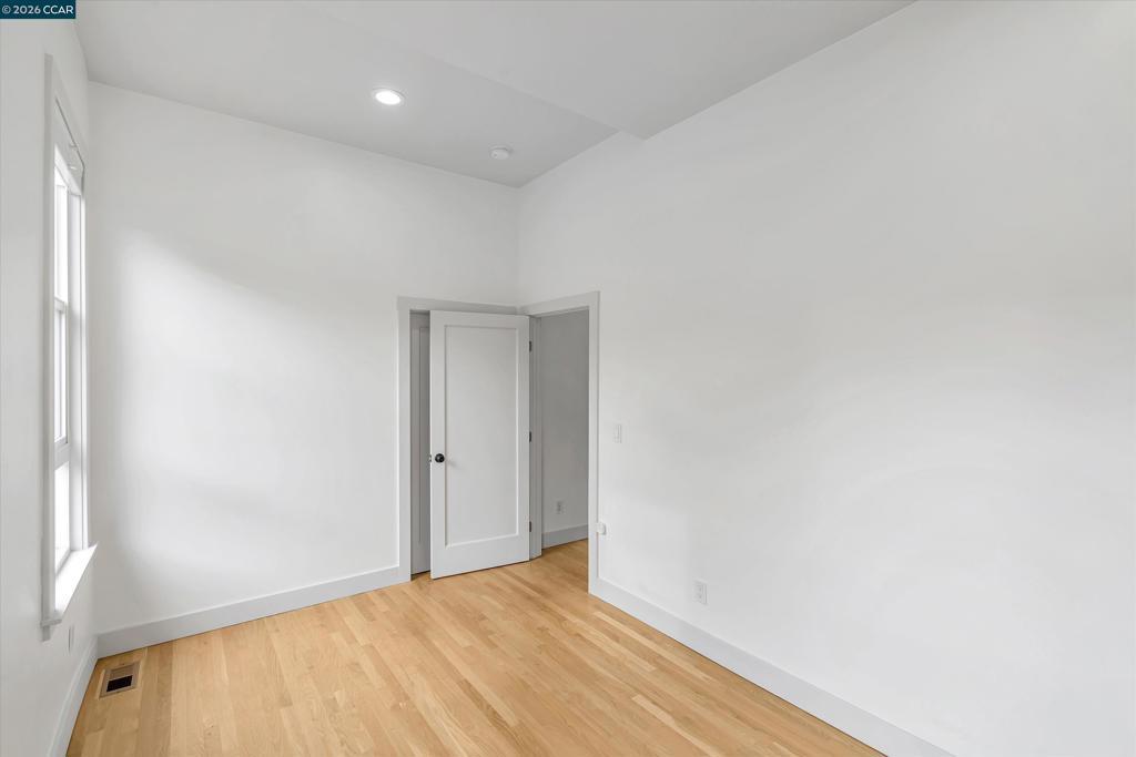 1642 14th St, Oakland, CA 94607