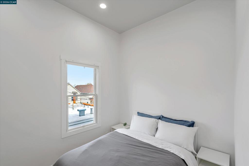 1642 14th St, Oakland, CA 94607