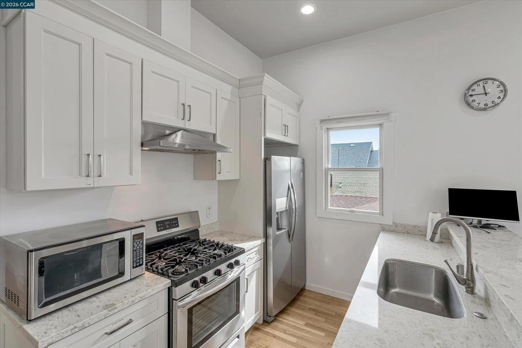 1642 14th St, Oakland, CA 94607