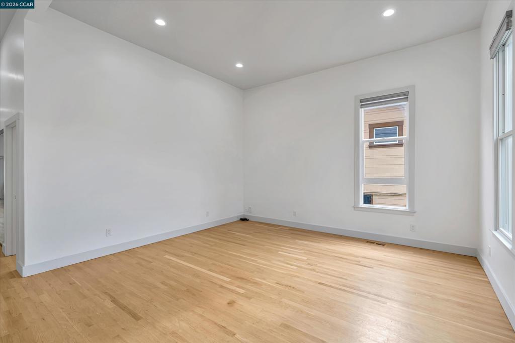 1642 14th St, Oakland, CA 94607