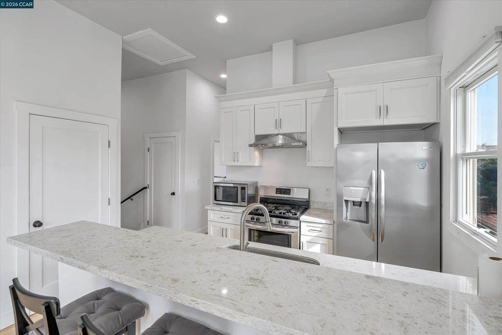 1642 14th St, Oakland, CA 94607