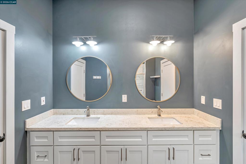 1642 14th St, Oakland, CA 94607