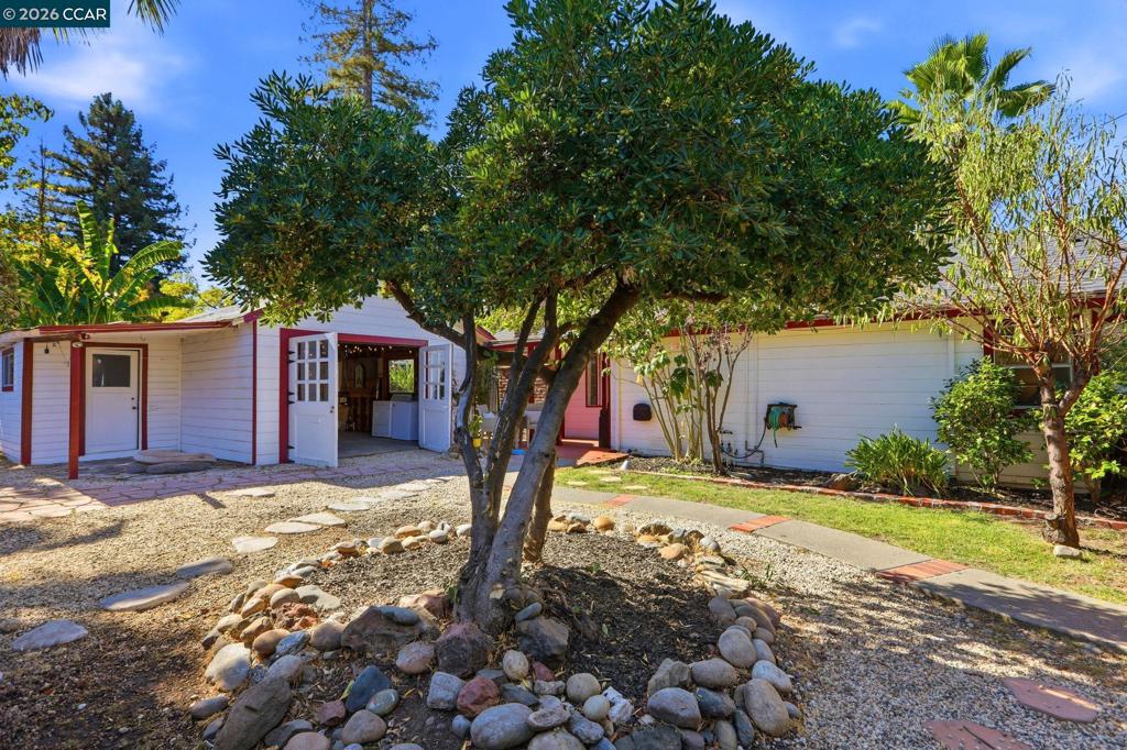 145 Belle Ave, Pleasant Hill, CA 94523