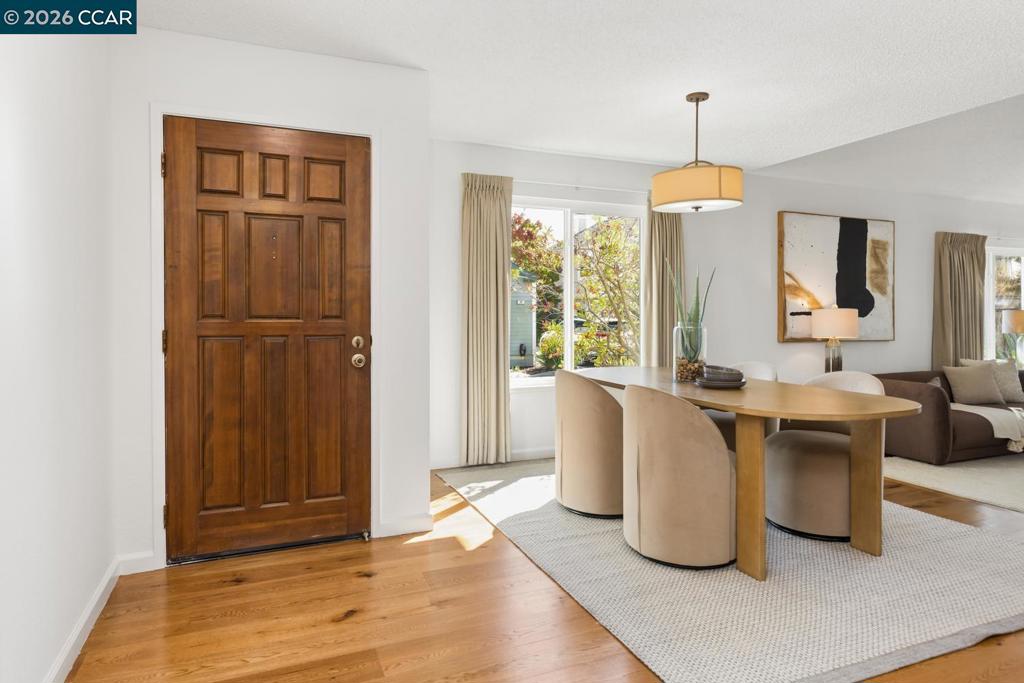 28 Shepardson Ln, Alameda, CA 94502 28 Shepardson Ln, Alameda, CA 94502