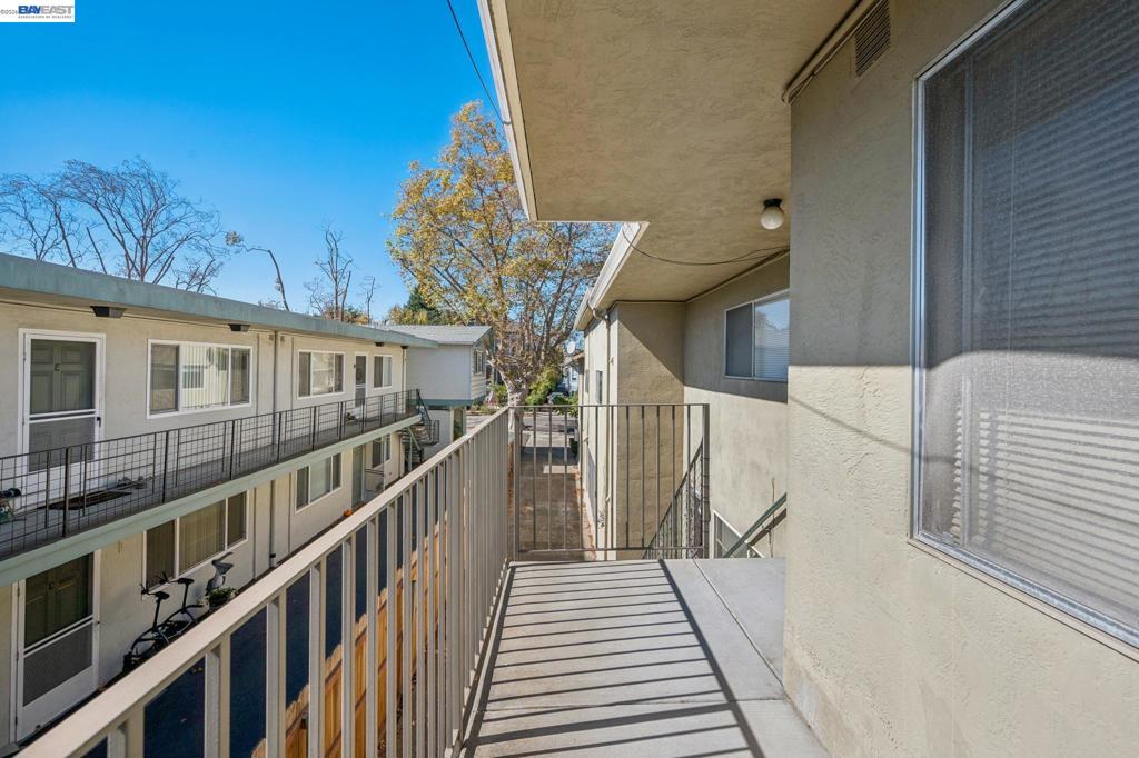 1526 Verdi St, Alameda, CA 94501