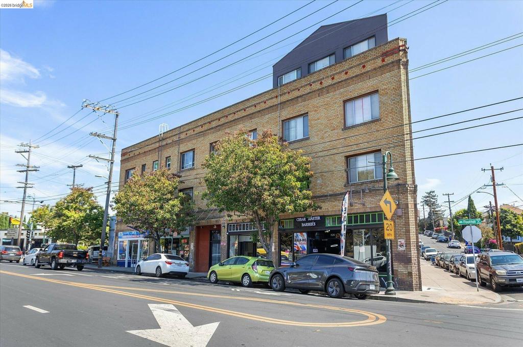 3518 Foothill Blvd, Oakland, CA 94601