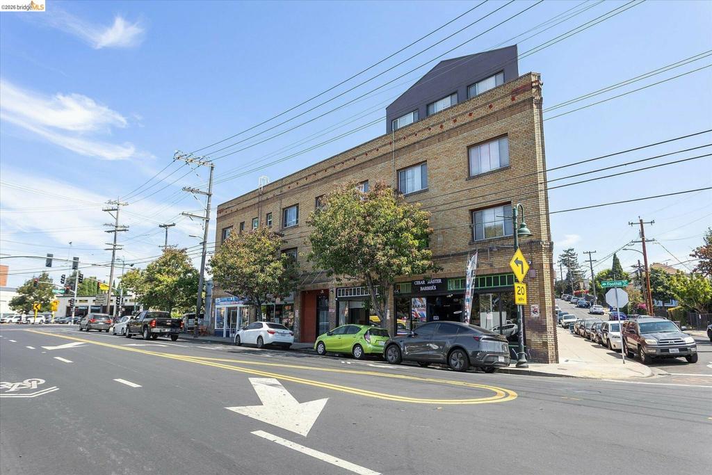 3518 Foothill Blvd, Oakland, CA 94601