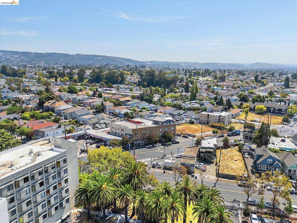 3518 Foothill Blvd, Oakland, CA 94601