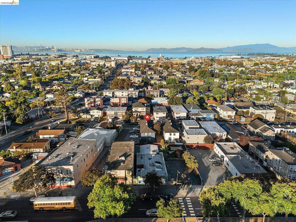 2933 Stanton St, Berkeley, CA 94702