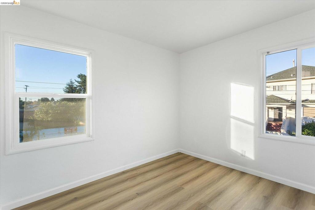 2933 Stanton St, Berkeley, CA 94702