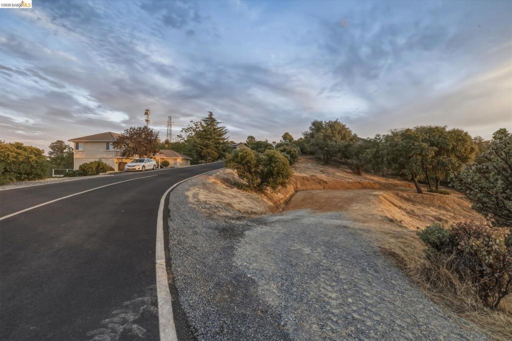 19886 Villa Dr, Sonora, CA 95370 19886 Villa Dr, Sonora, CA 95370