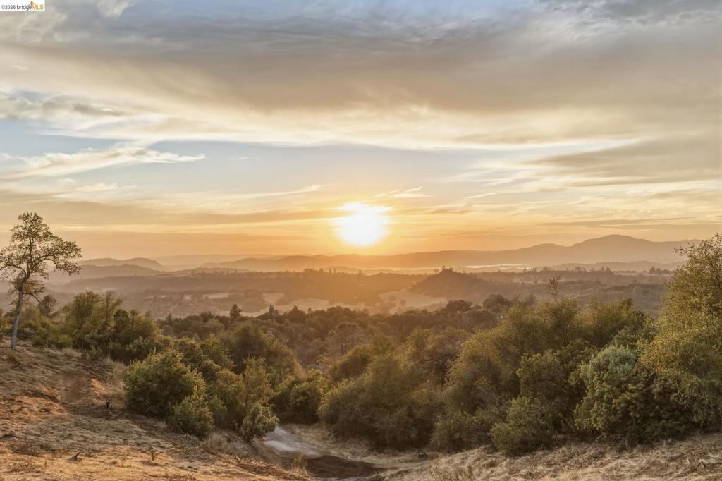 19886 Villa Dr, Sonora, CA 95370 19886 Villa Dr, Sonora, CA 95370