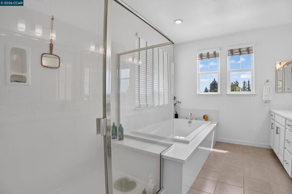 2780 Lily Ct, Antioch, CA 94531