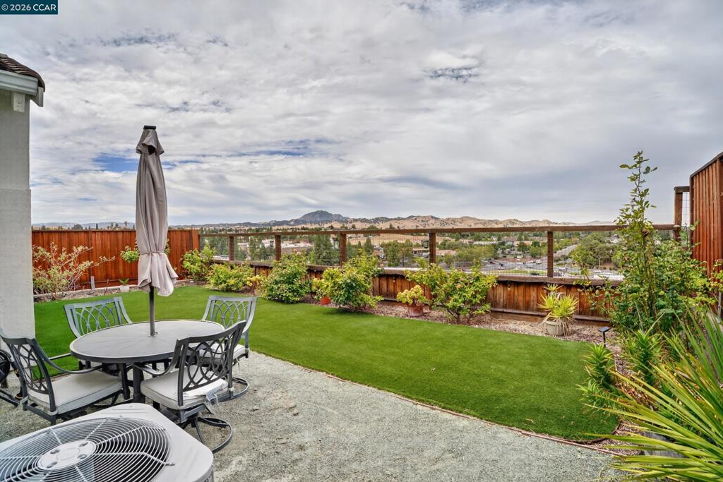 2780 Lily Ct, Antioch, CA 94531