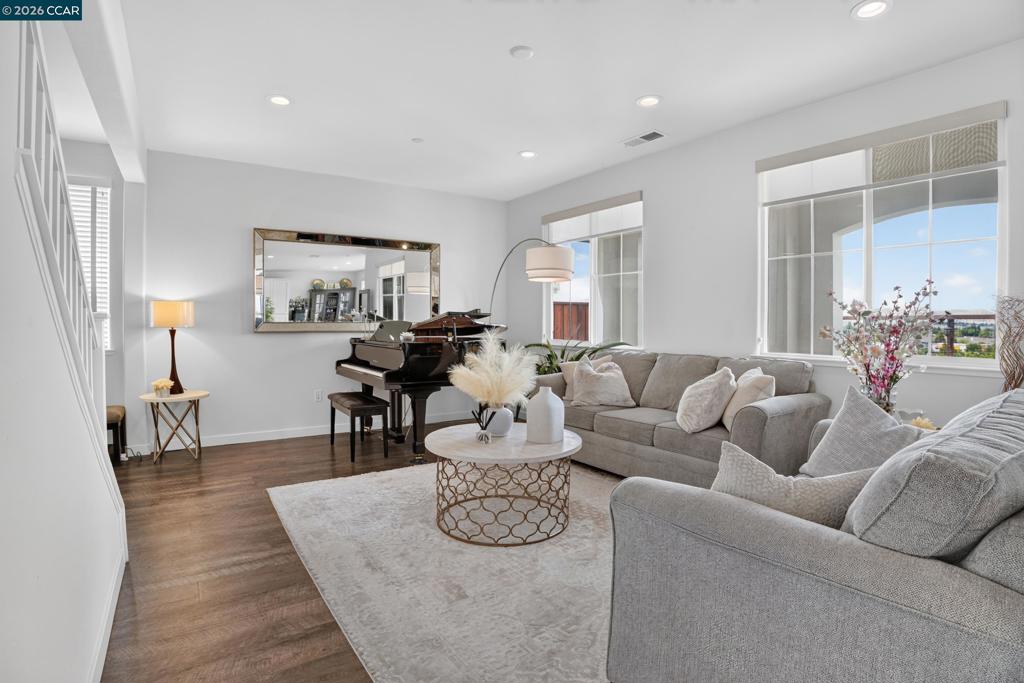 2780 Lily Ct, Antioch, CA 94531
