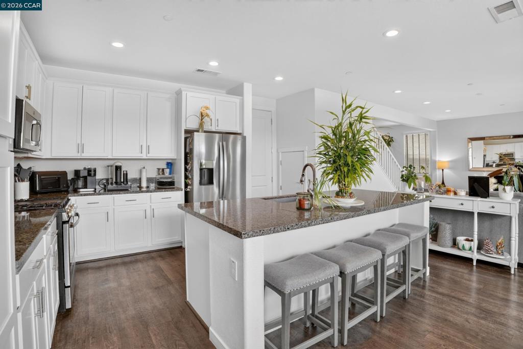 2780 Lily Ct, Antioch, CA 94531