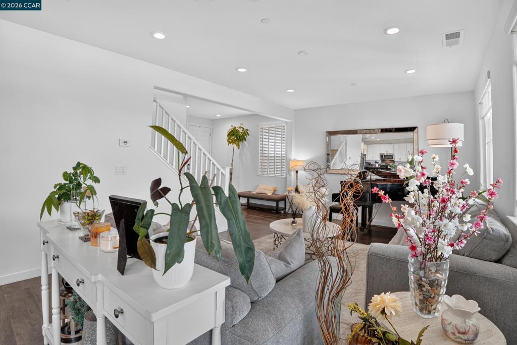 2780 Lily Ct, Antioch, CA 94531