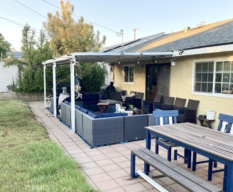 Covered & uncovered Patios