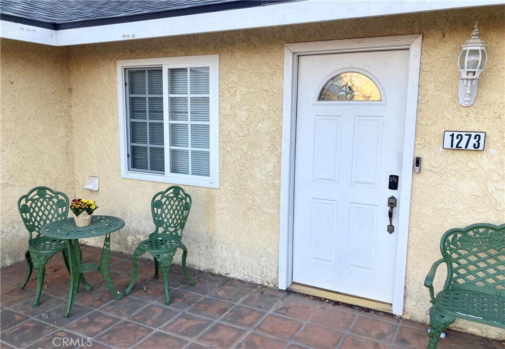 Spacious Front Porch Spacious Front Porch