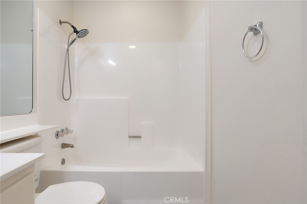814 E Windsor Road, #208, Glendale, CA 91205