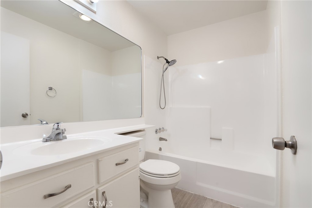 814 E Windsor Road, #208, Glendale, CA 91205