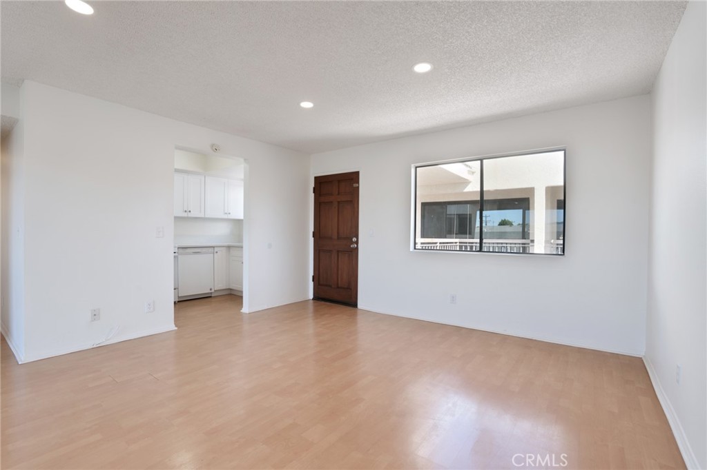 814 E Windsor Road, #208, Glendale, CA 91205