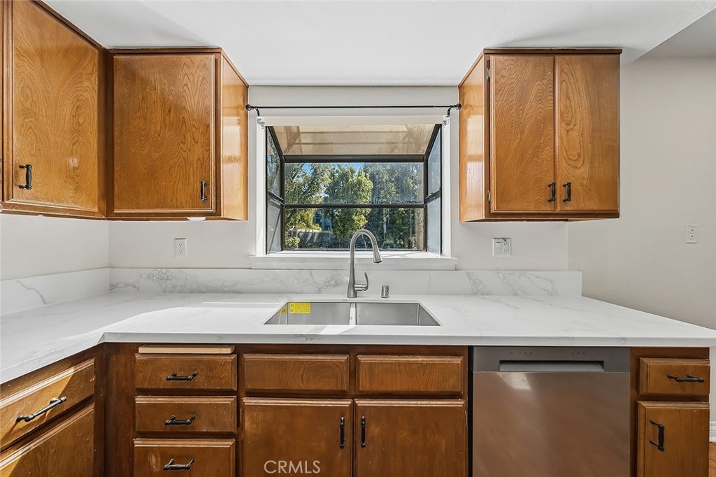 1614 S Mayflower, #A, Monrovia, CA 91016