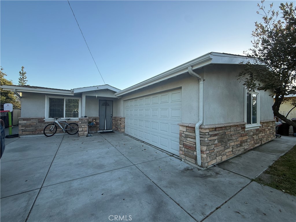 10966 Emery, El Monte, CA 91731
