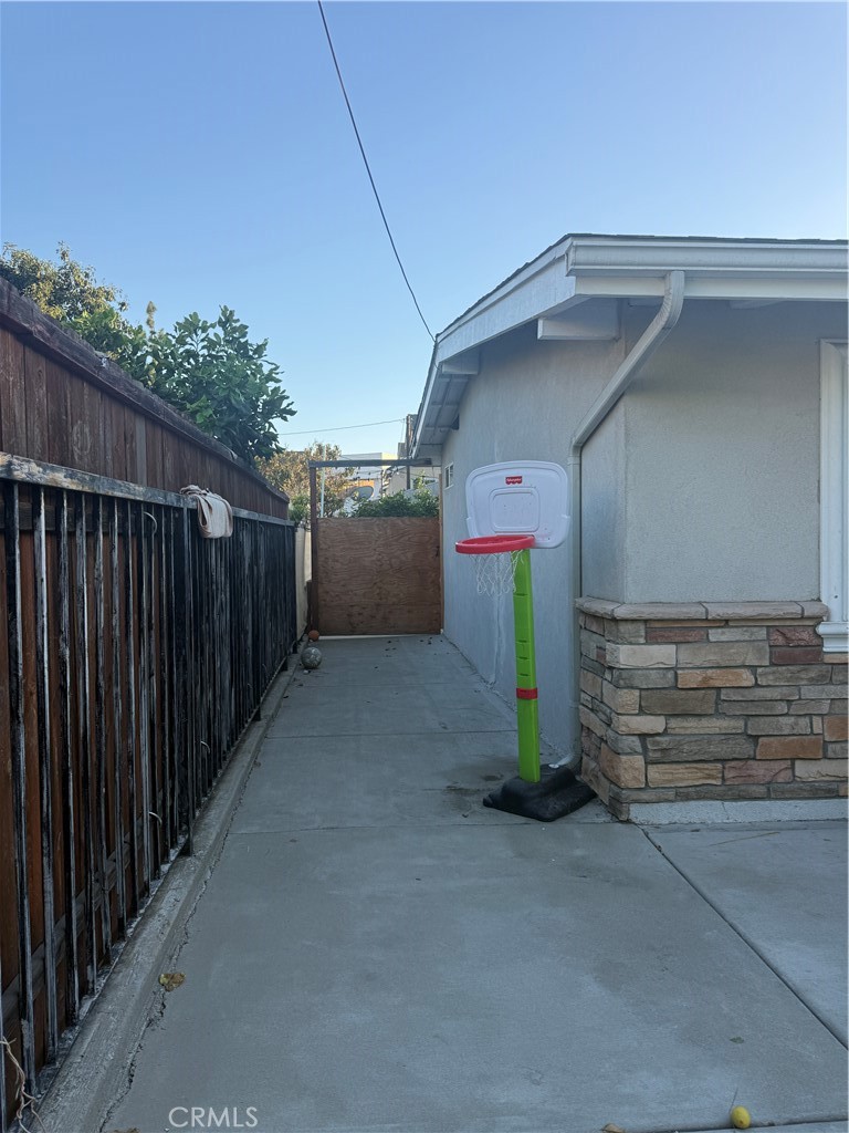 10966 Emery, El Monte, CA 91731