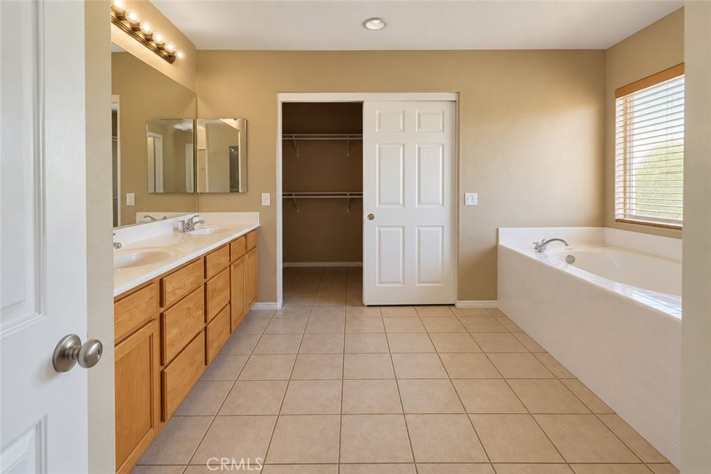 19176 Stagecoach, Riverside, CA 92508
