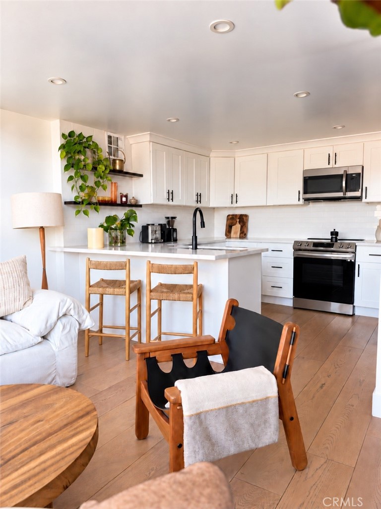 5030 Aldama Street, Los Angeles, CA 90042