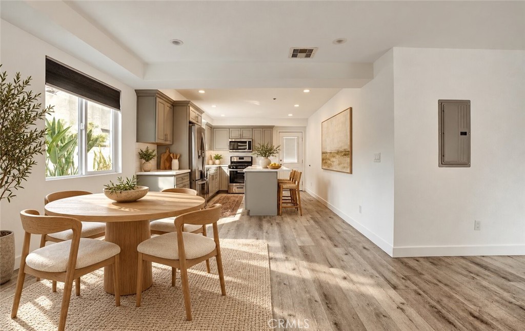 14111 Sylvan, Van Nuys, CA 91401