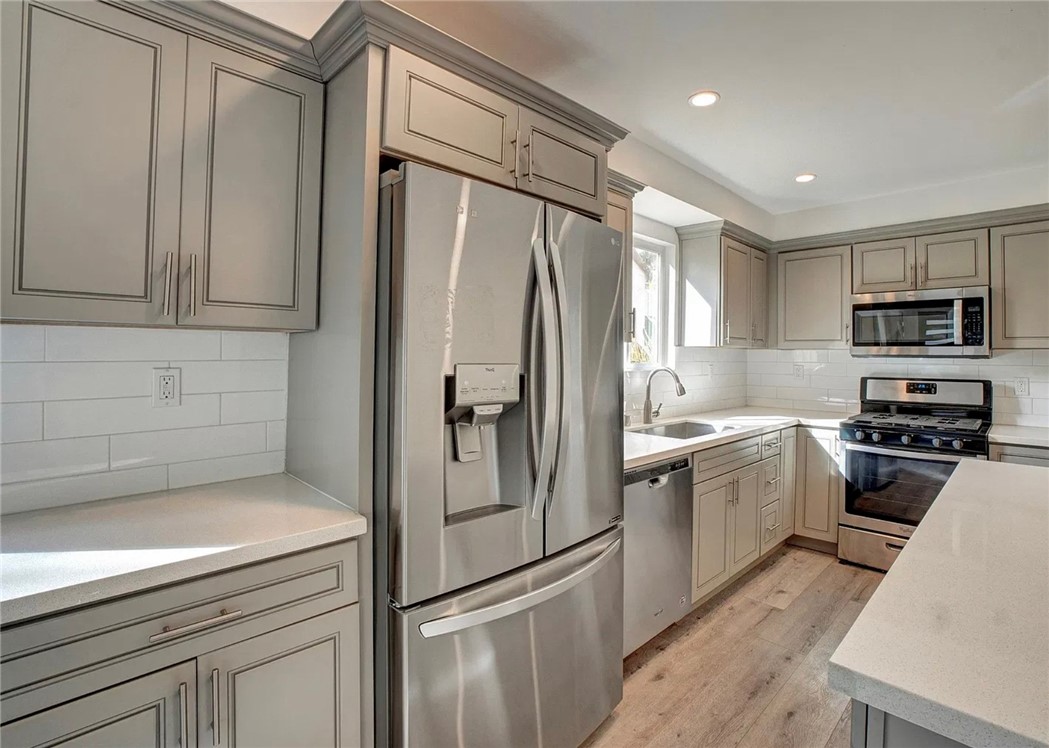14111 Sylvan, Van Nuys, CA 91401