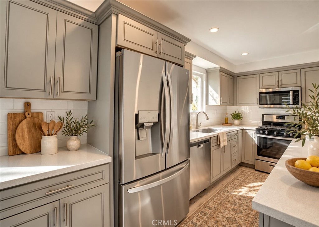 14111 Sylvan, Van Nuys, CA 91401