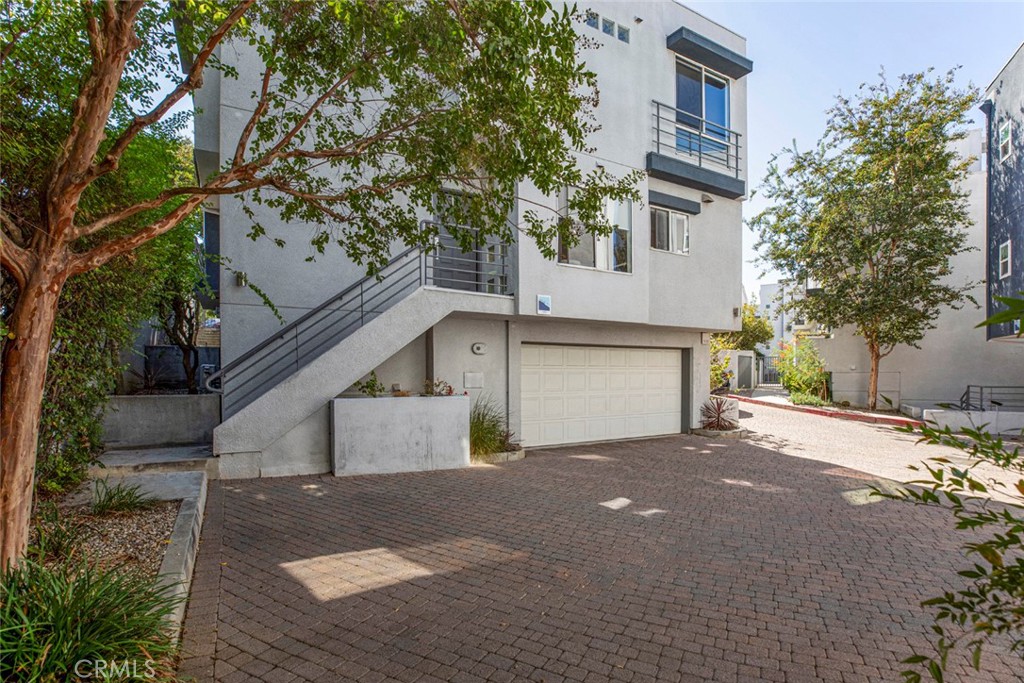 1080 Everett, Echo Park, CA 90026 1080 Everett, Echo Park, CA 90026