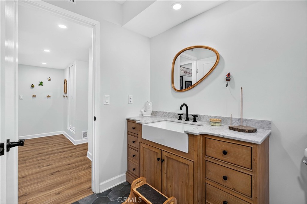 28711 Macklin Avenue, Canyon Country, CA 91387