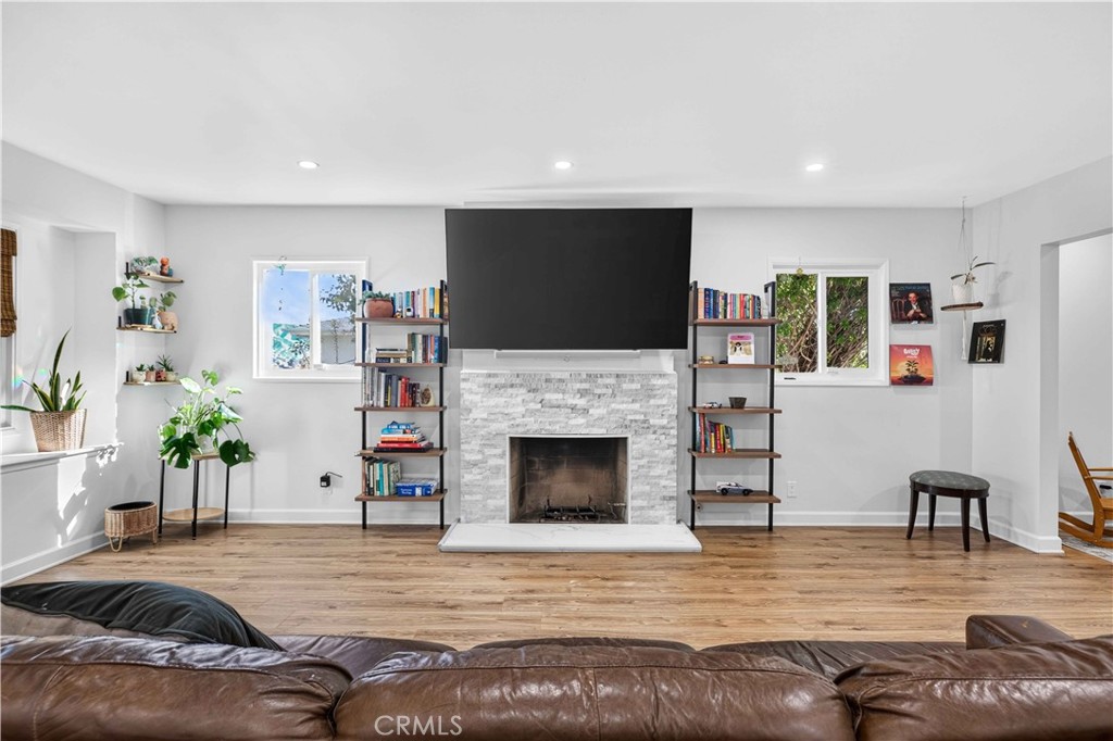 28711 Macklin Avenue, Canyon Country, CA 91387