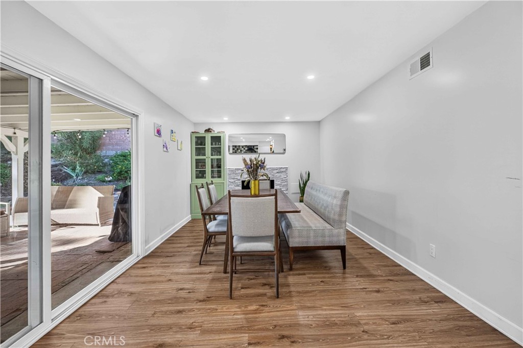 28711 Macklin Avenue, Canyon Country, CA 91387