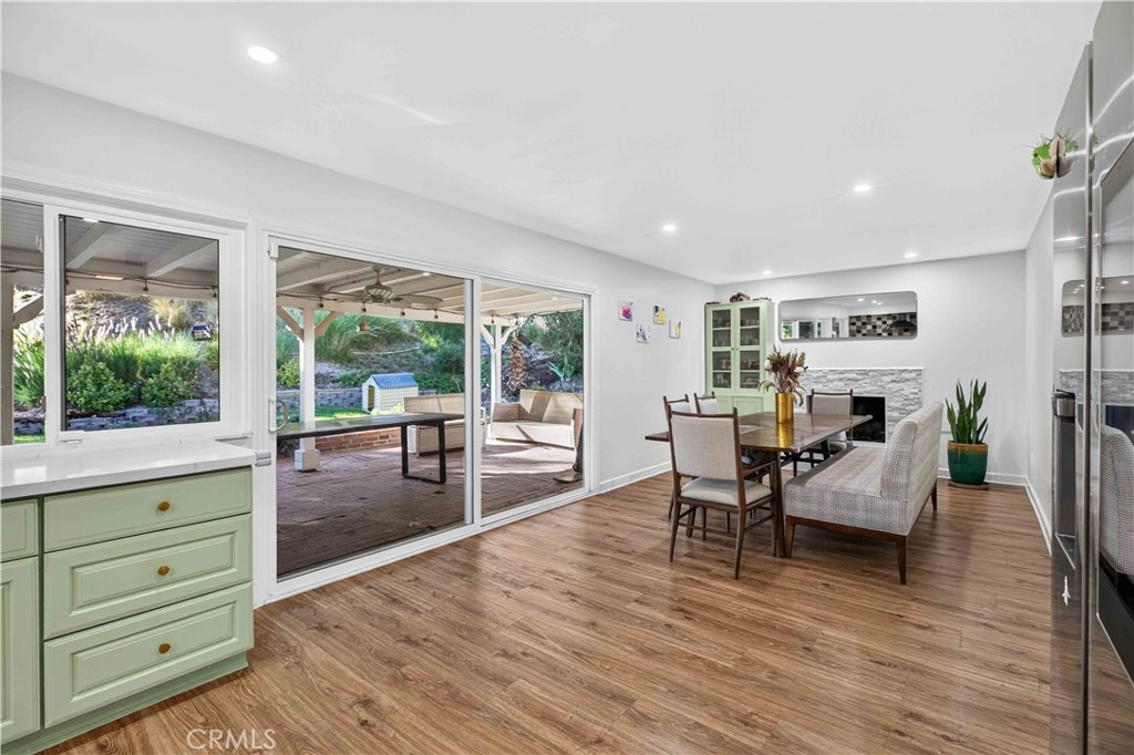 28711 Macklin Avenue, Canyon Country, CA 91387