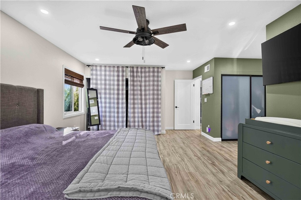 28711 Macklin Avenue, Canyon Country, CA 91387
