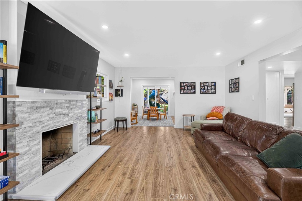 28711 Macklin Avenue, Canyon Country, CA 91387