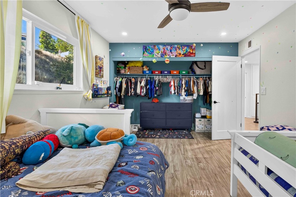 28711 Macklin Avenue, Canyon Country, CA 91387