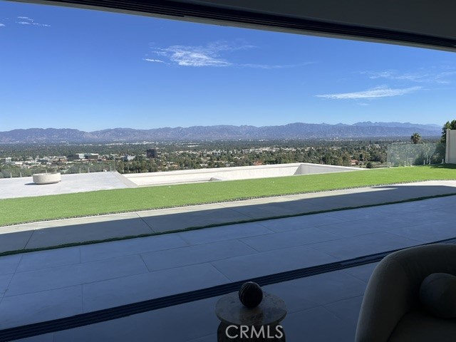 18817 Edleen, Tarzana, CA 91356